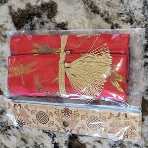 4/ $10 Satin jewelry travel bag